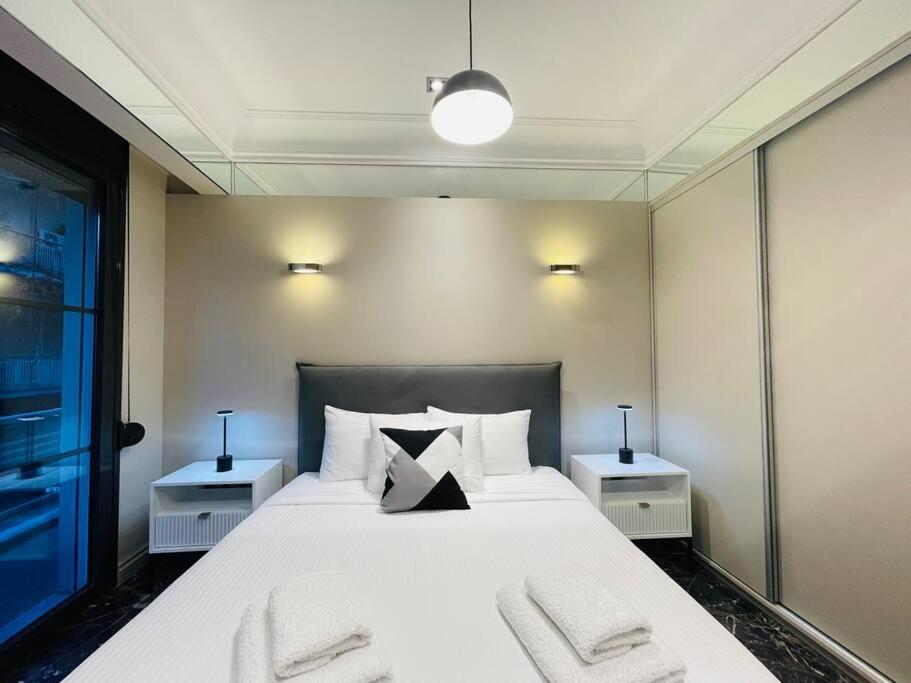 Estia Boutique Apartment เอเธนส์ ภายนอก รูปภาพ